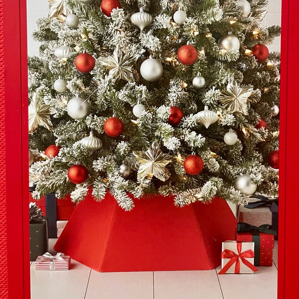 Wondershop Red Christmas Tree Collar